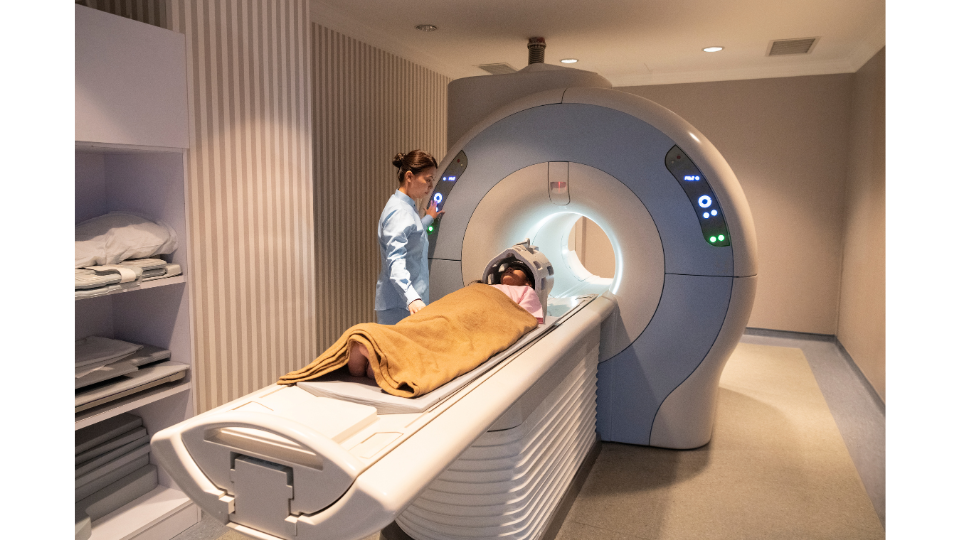 MRI　膝　変形性膝関節症　検査